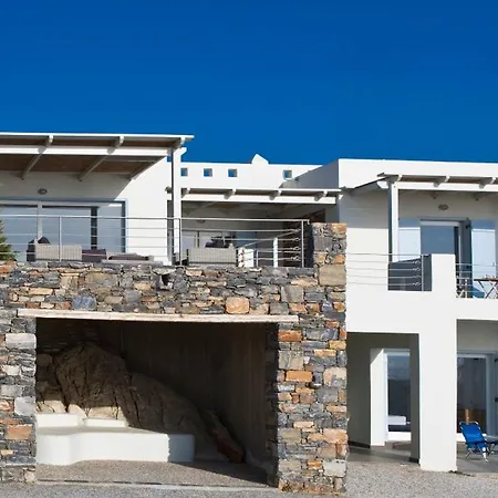 Willa Beachfront Ariadne