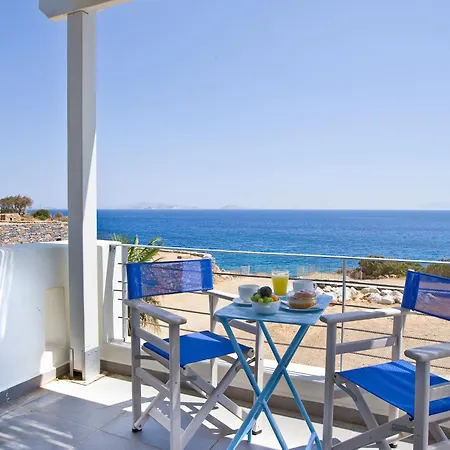 Beachfront Ariadne Villa Moutsouna