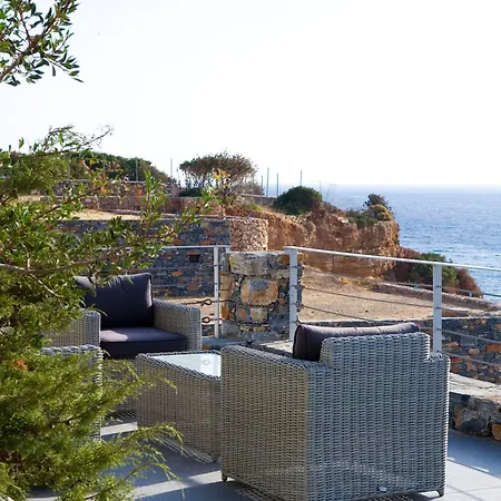 Beachfront Ariadne