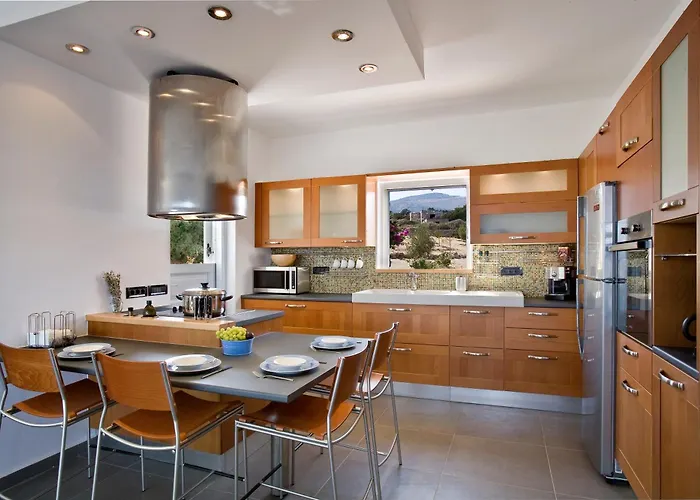 Villa Beachfront Ariadne *