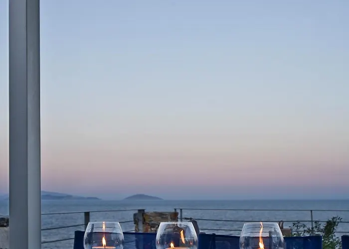 Beachfront Ariadne Villa Moutsoúna