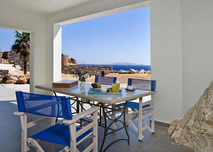 Beachfront Ariadne *